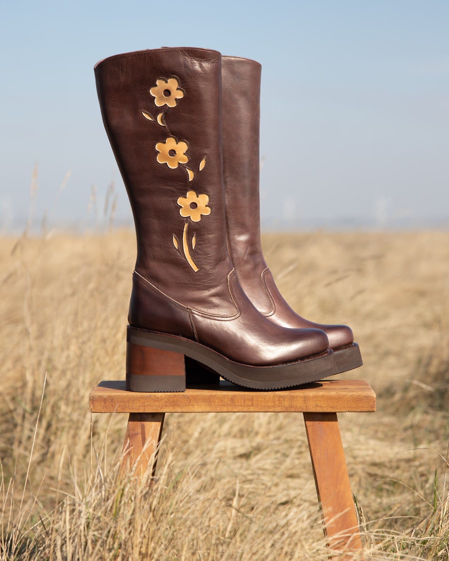 Platform Flower Boots Espresso Brown – Dandelie