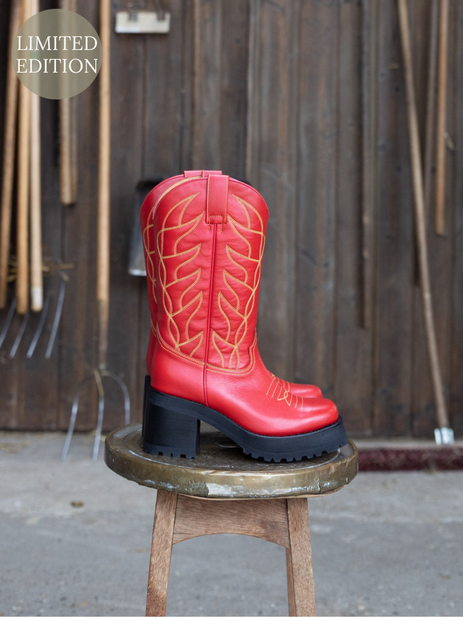 y2k-platform-boots-red-
