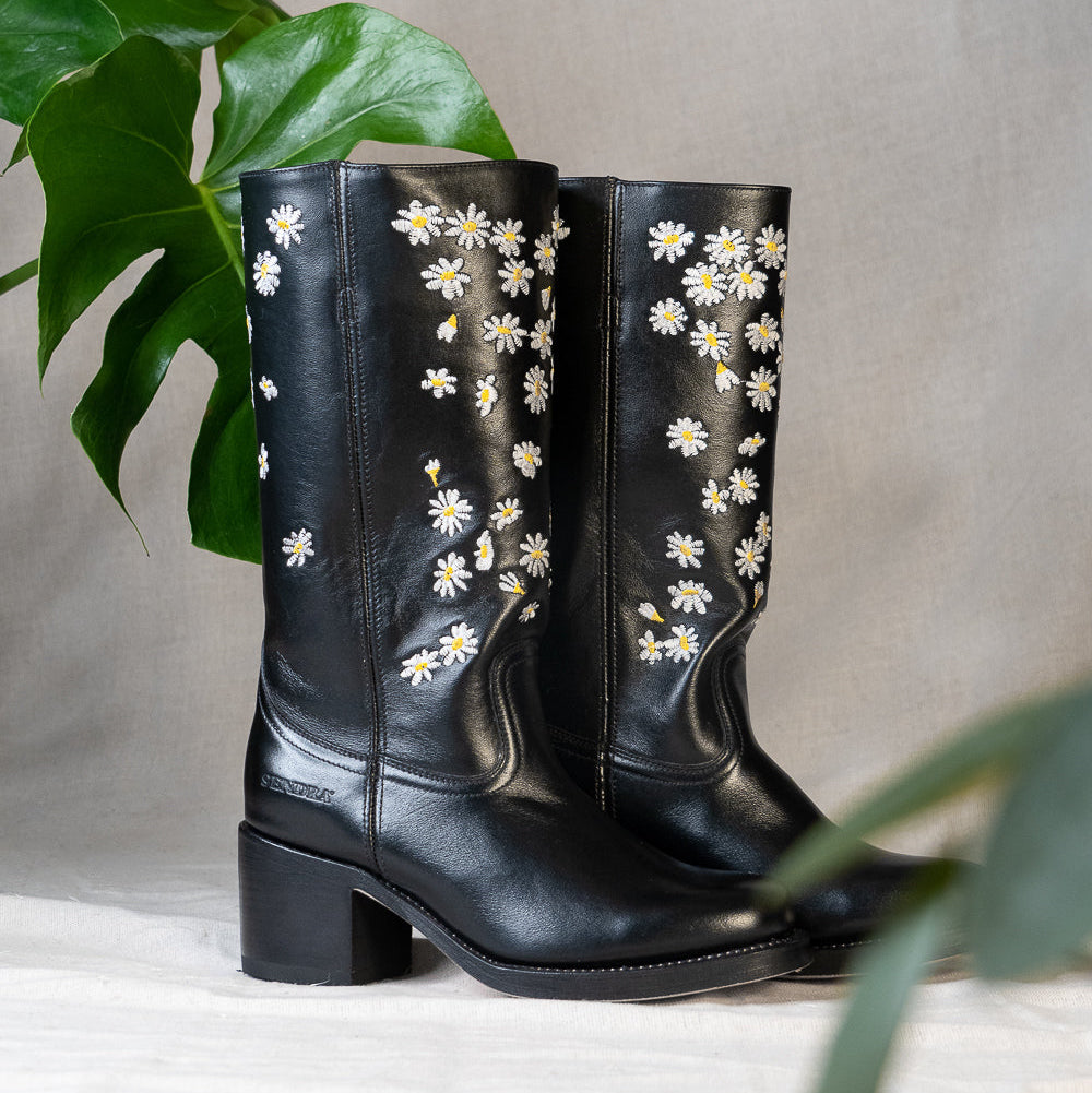 Sendra daisy boots black