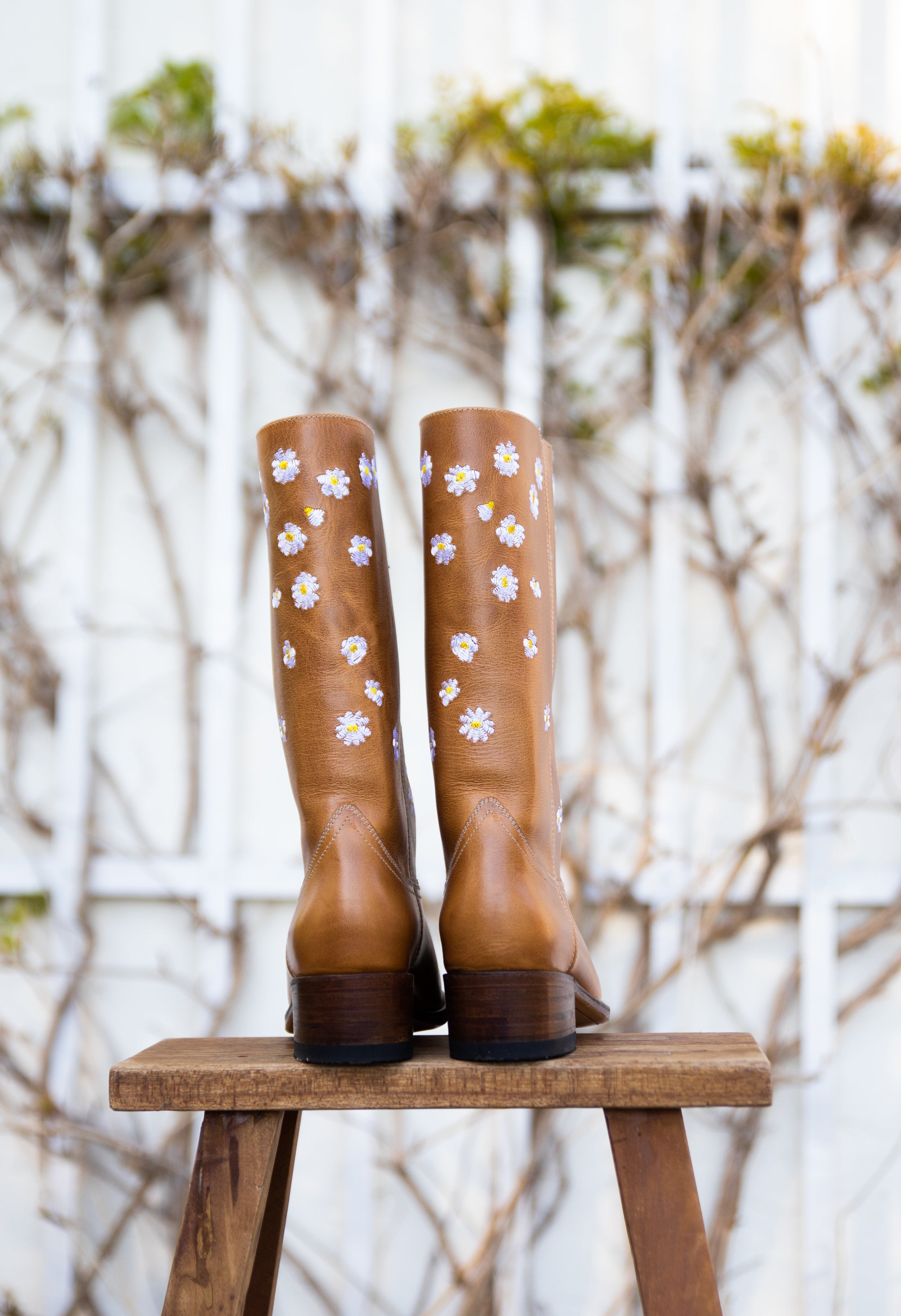 ★daisy★♡14kgf Daisy Boots Saddle Tan - Low Heel – Dandelie