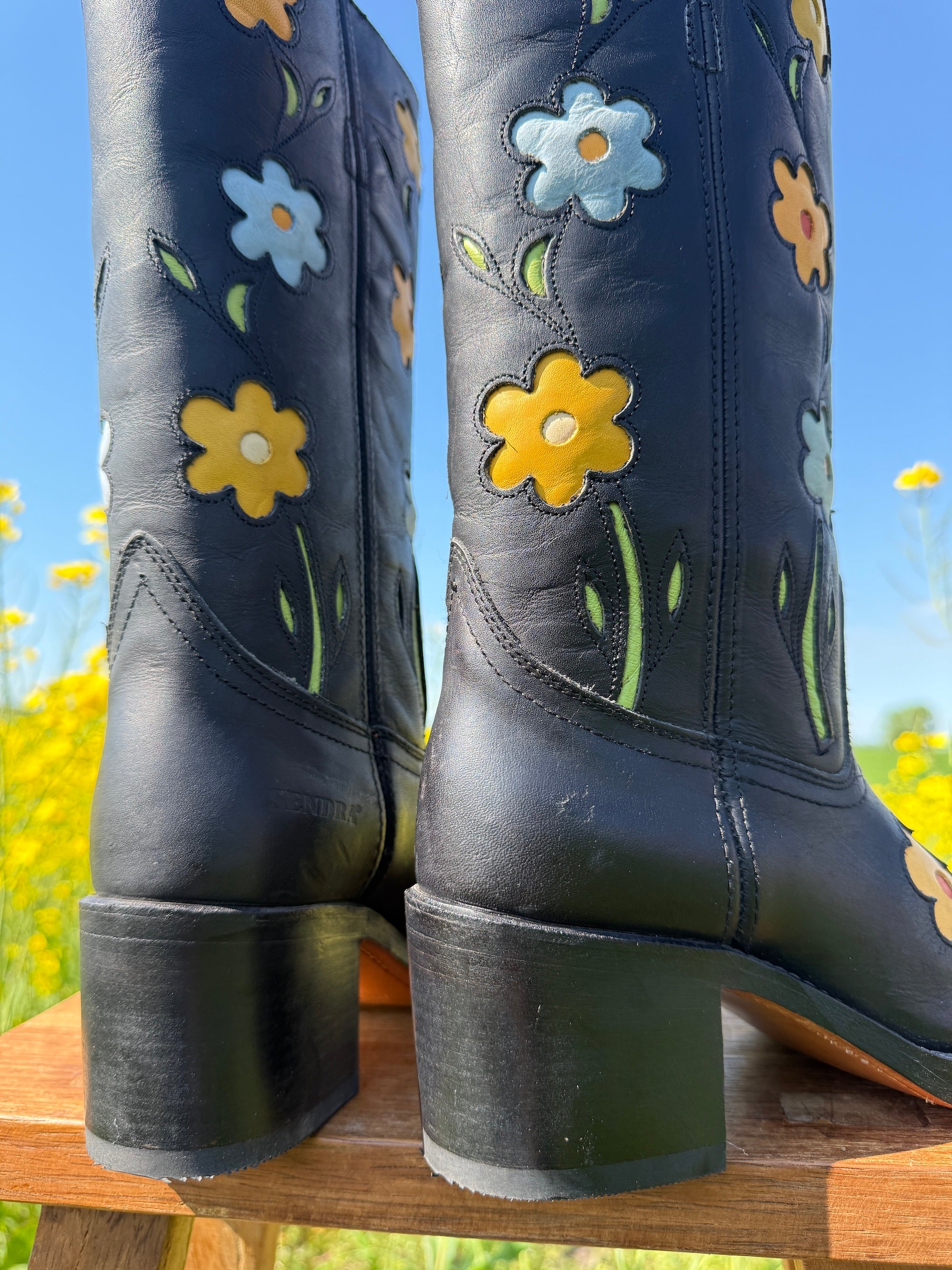 Flower Boots Black - Deadstock – Dandelie